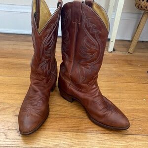 Justin Cowboy boots.
